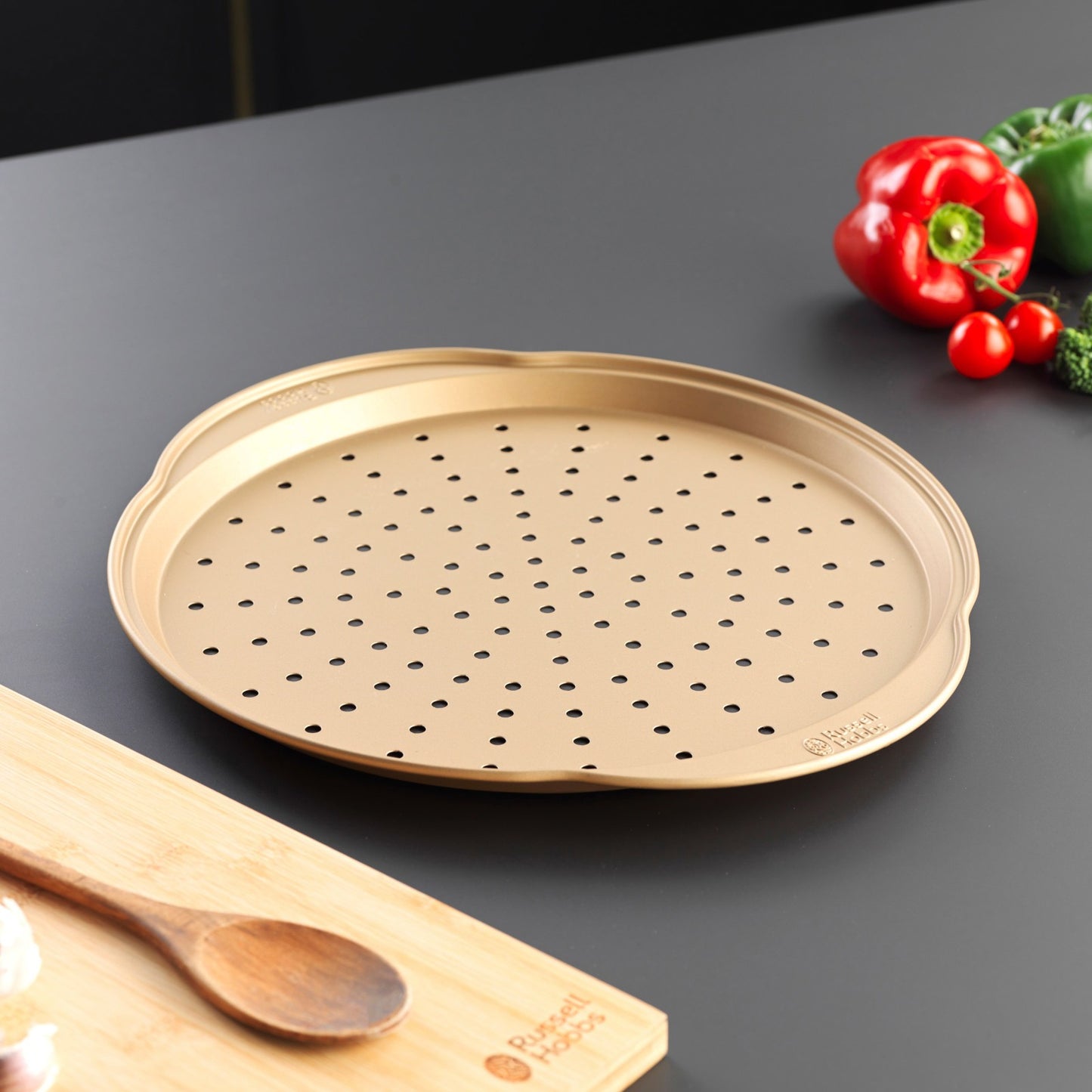 Russell Hobbs Set of 2 Opulence Non-Stick Pizza Pans, Carbon Steel, Gold
