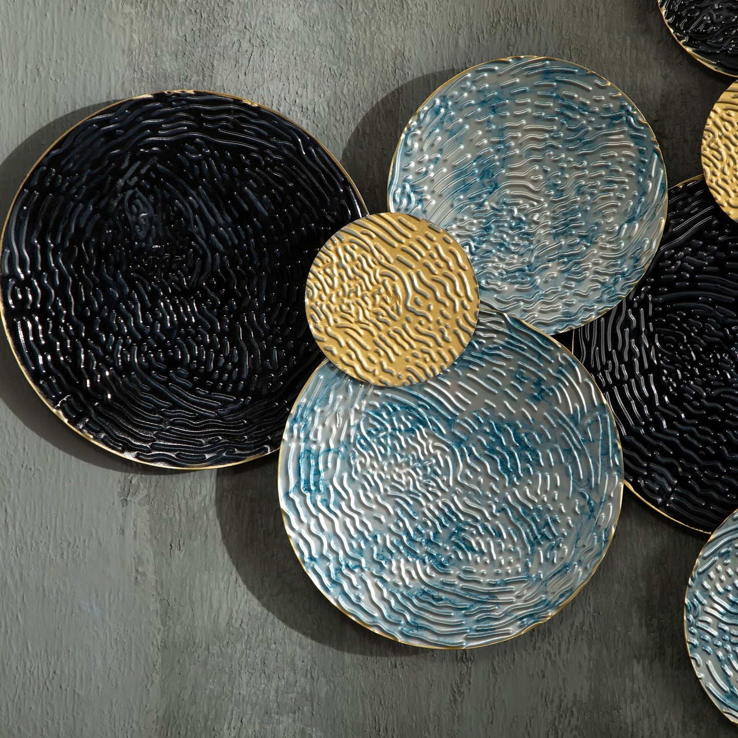 3D Metal Wall Art Modern Circle Hanging Wall Sculpture Blue Gold Home Decor